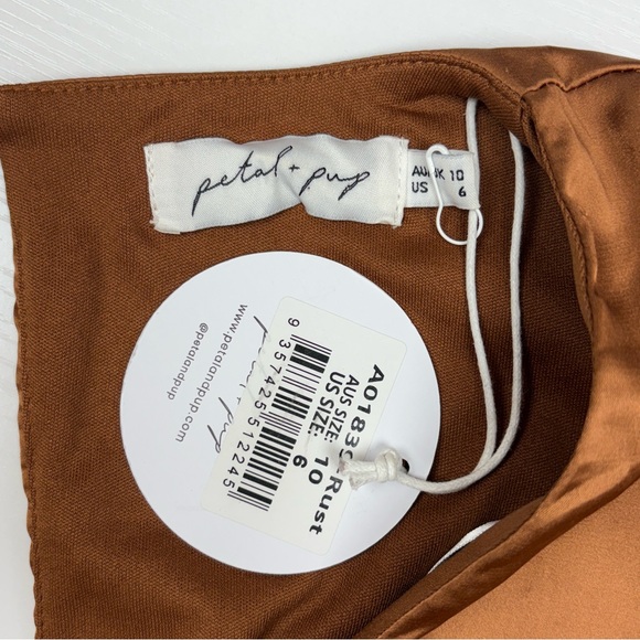 NWT Petal & Pup Satin Plunge V-Neck Puff Sleeve Slip Mini Dress Cocktail Brown 6 - Picture 8 of 9